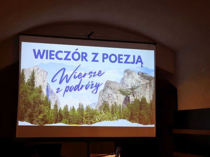 1. wieczor z poezja wiersze z podozy 